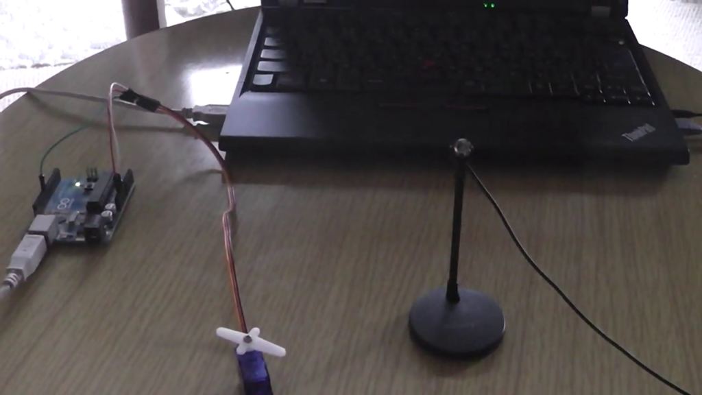 ChatGPT を使ってモノを動かす
